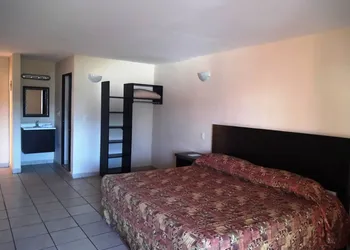 Los Jitos Hotel & Suites hotel thumbnail 5