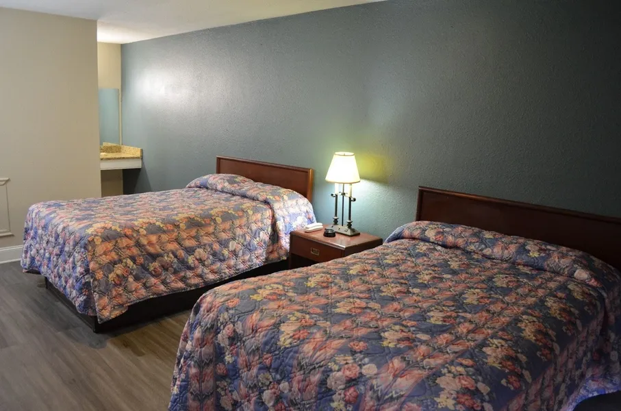 Budget inn hotel detail image 6