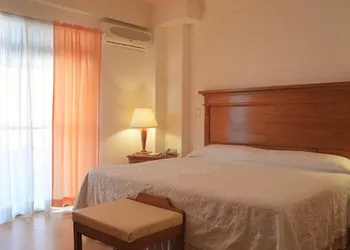 Hotel Lagos Inn hotel thumbnail 2