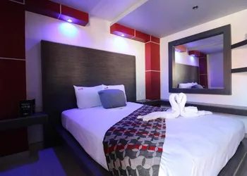 Hotel Hacienda hotel thumbnail 2