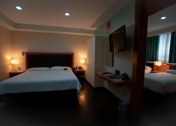 Hotel Abastos Plaza hotel thumbnail 5