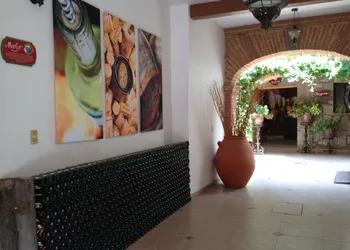 Hotel Casa de Vino hotel thumbnail 2