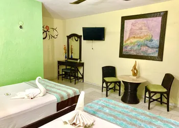Eco Hotel Green River hotel thumbnail 2