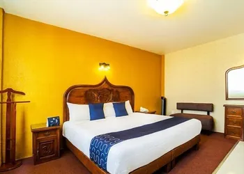 Hotel Cano hotel thumbnail 7