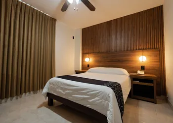 Hotel Cano hotel thumbnail 8