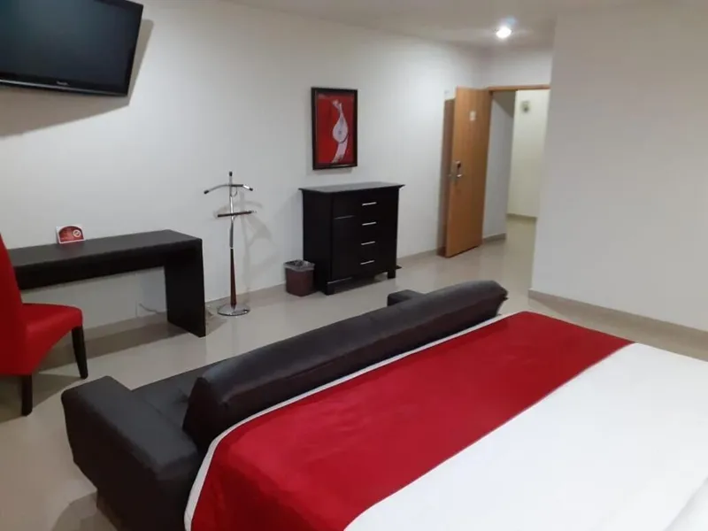 CEO Hotel Business Class hotel detail image 6