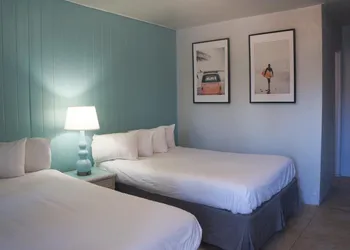 Ocean Holiday Motel hotel thumbnail 6