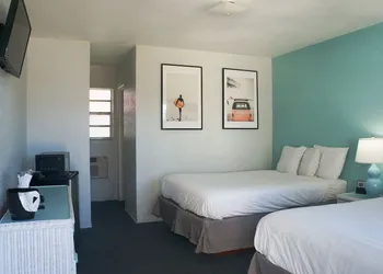 Ocean Holiday Motel hotel thumbnail 7