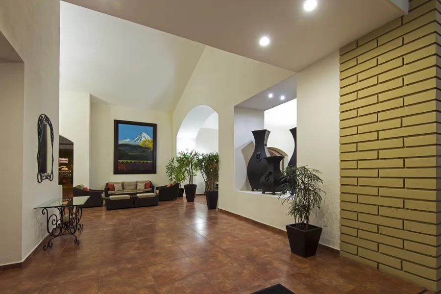 Concierge Plaza la Villa hotel detail image 2