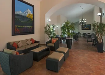 Concierge Plaza la Villa hotel thumbnail 3
