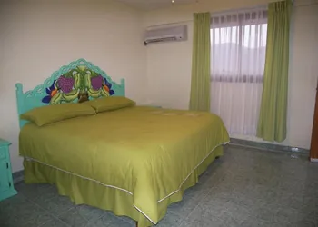 Paradise Lagoon Hotel hotel thumbnail 4