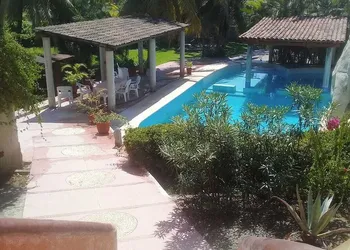 Paradise Lagoon Hotel hotel thumbnail 7