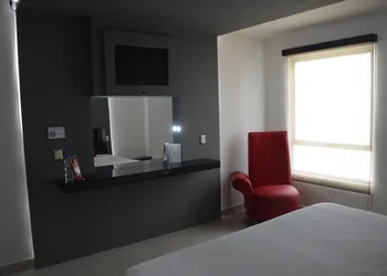 Auto-Hotel Mediterraneo hotel thumbnail 7