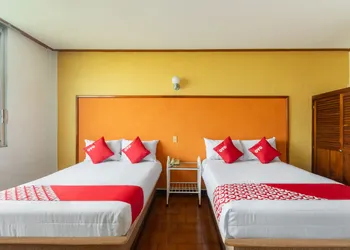 OYO Hotel Casa Blanca hotel thumbnail 4