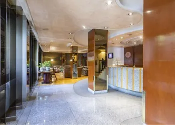 Hotel Beverly hotel thumbnail 3