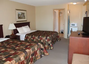 Crestwood Inn hotel thumbnail 6