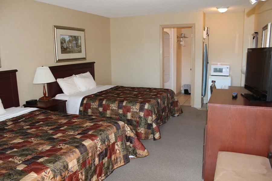 Crestwood Inn hotel detail image 6