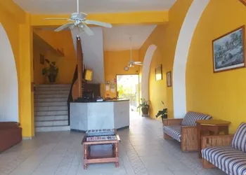 Hotel Arcos del Parque hotel thumbnail 2