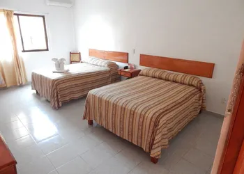 Hotel Arcos del Parque hotel thumbnail 3