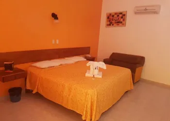 Hotel Arcos del Parque hotel thumbnail 6