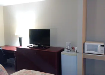 Morinville Plaza & Suites hotel thumbnail 8