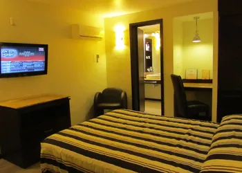 Hotel Colonial hotel thumbnail 8