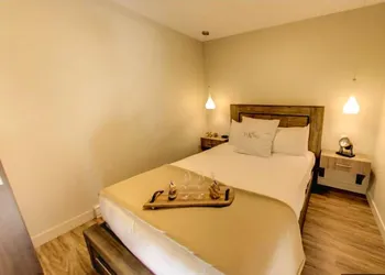 Le Viking Resort & Marina hotel thumbnail 8