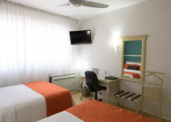 Hoteles Piedra Alta by De Los Perez hotel thumbnail 8
