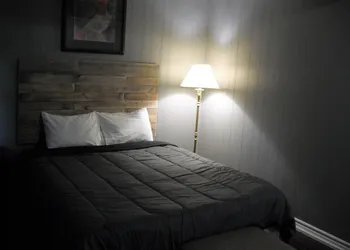 Eastwood Motel hotel thumbnail 3