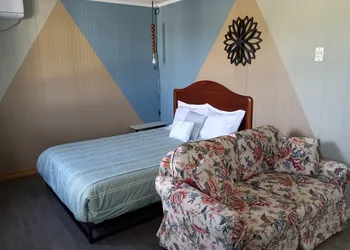 Stop 21 Motel hotel thumbnail 3