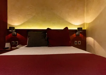 Hotel Madero hotel thumbnail 5