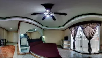 Hotel Esmeralda hotel thumbnail 8