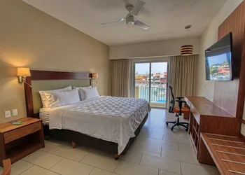 Holiday Inn Huatulco by IHG hotel thumbnail 5