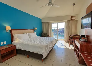 Holiday Inn Huatulco by IHG hotel thumbnail 7