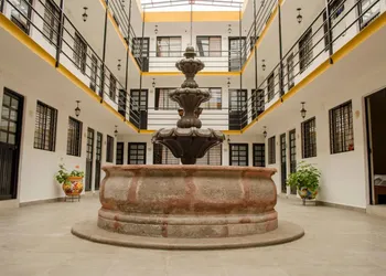 Cinco de Mayo Hotel hotel thumbnail 2
