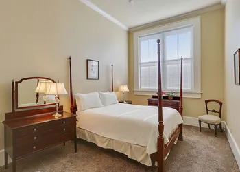 Grenoble House hotel thumbnail 2