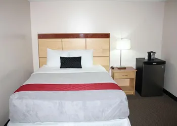 IACC Centers - Hotel Downtown Windsor hotel thumbnail 8
