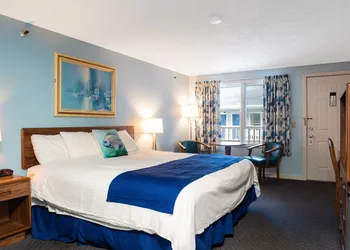 Stage Run By The Sea hotel thumbnail 4