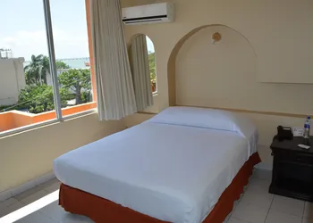 Hotel del Parque hotel thumbnail 5
