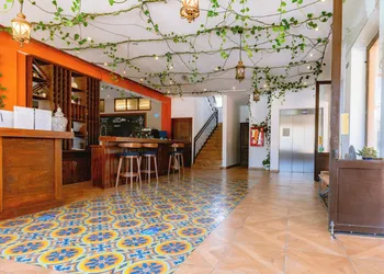 Hotel La Estacion hotel thumbnail 8
