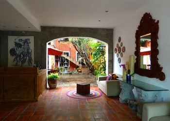 Hotel Santo Santiago hotel thumbnail 2