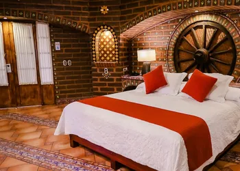 Estancia Villa Real hotel thumbnail 6