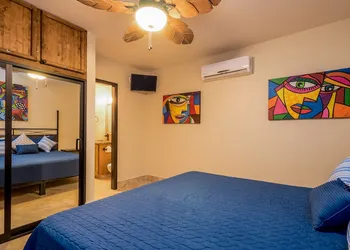 Marina Sol Condominiums hotel thumbnail 2