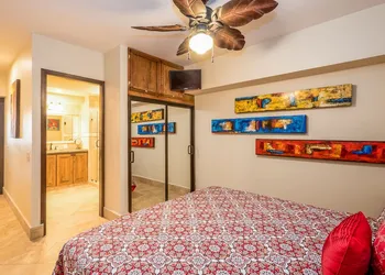Marina Sol Condominiums hotel thumbnail 5