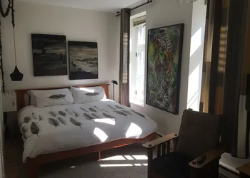 Gite B&B du Vieux-Port hotel thumbnail 3