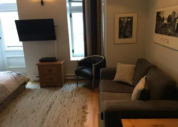 Gite B&B du Vieux-Port hotel thumbnail 4
