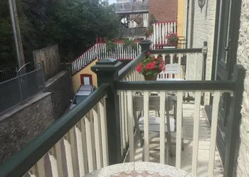 Gite B&B du Vieux-Port hotel thumbnail 6