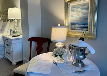 A Vista Villa Couples Retreat hotel thumbnail 3