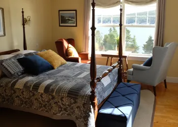 The Bread & Cheese Country Inn hotel thumbnail 3