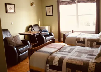 The Bread & Cheese Country Inn hotel thumbnail 4